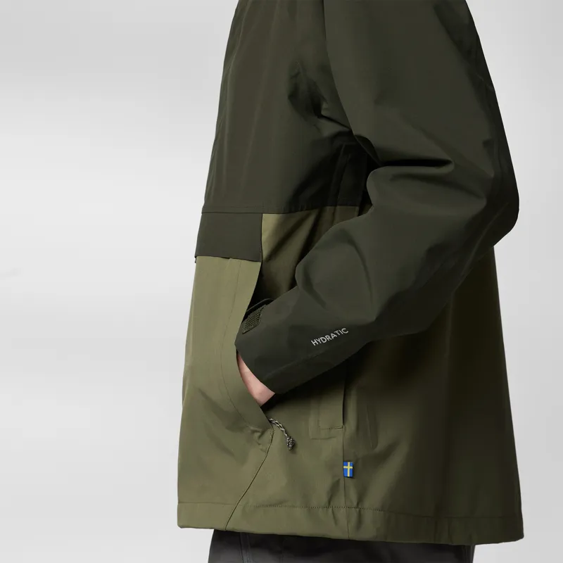 Fjallraven Vardag Hydratic Anorak Mens in Deep Forest Laurel Green-8